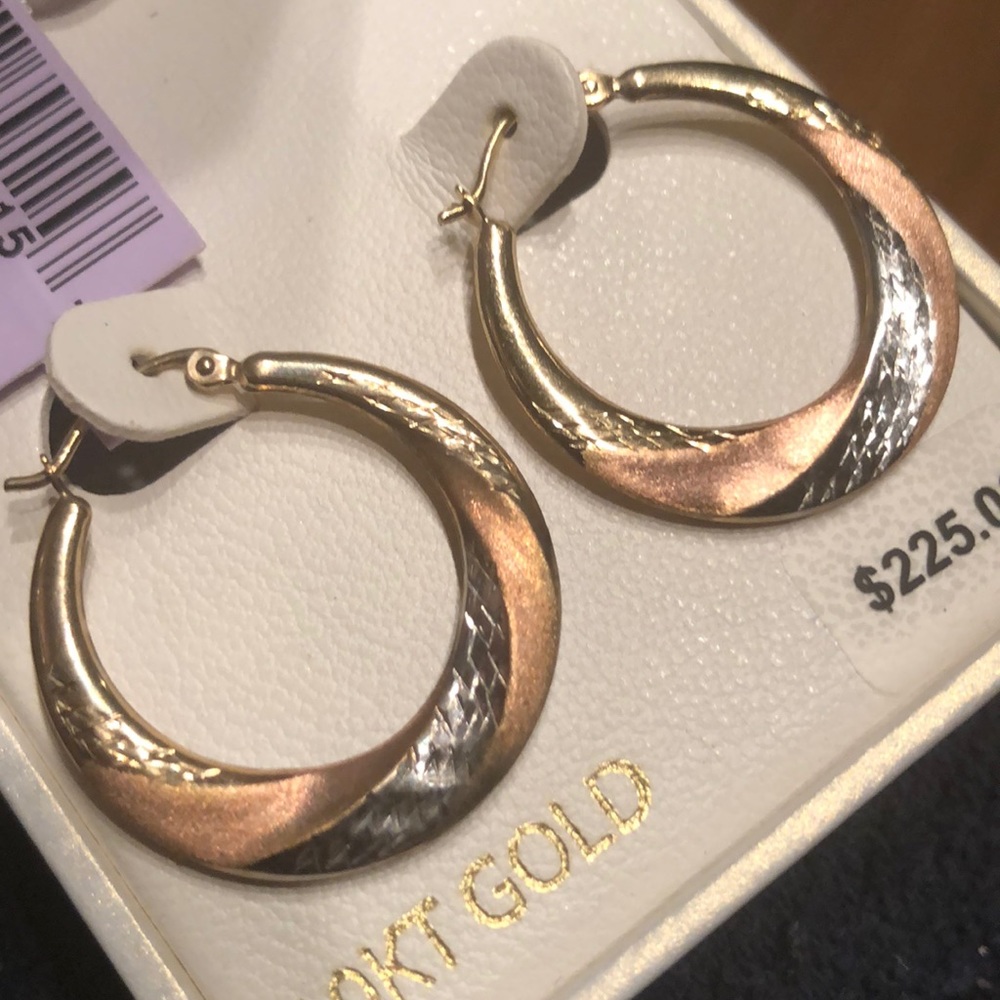 NWT 10K tri-colored gold earrings